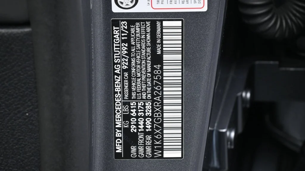 Used 2024 Silver Mercedes-Benz Maybach S 580 image 27