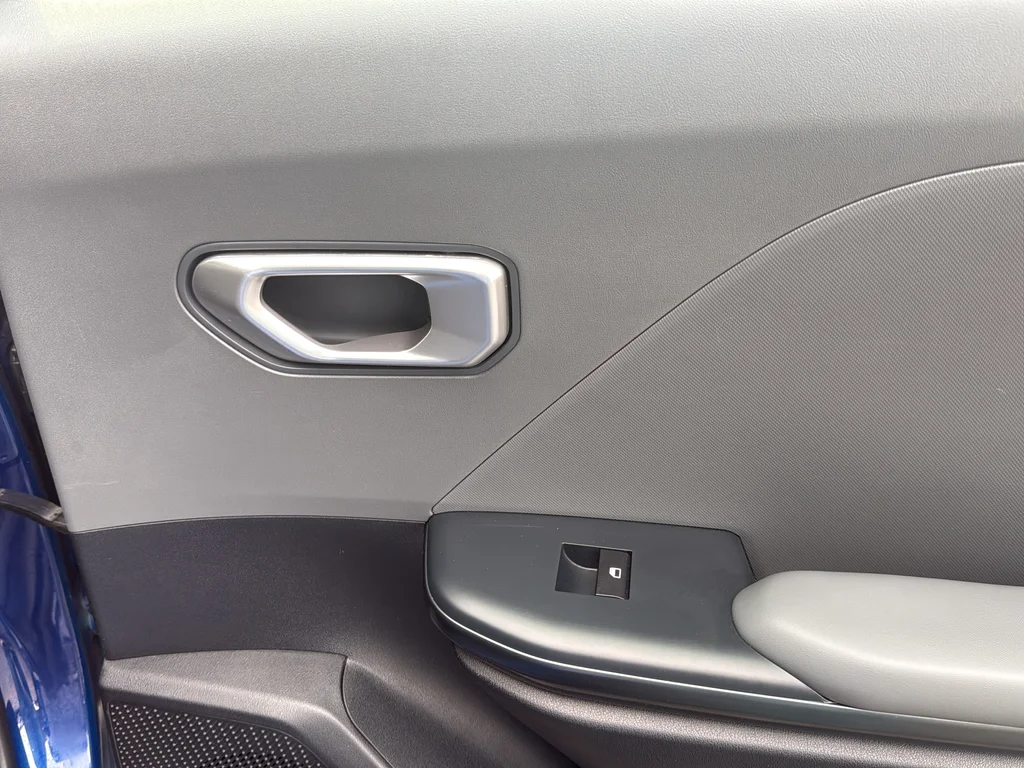 Certified Used 2025 Blue Kia LXS image 43