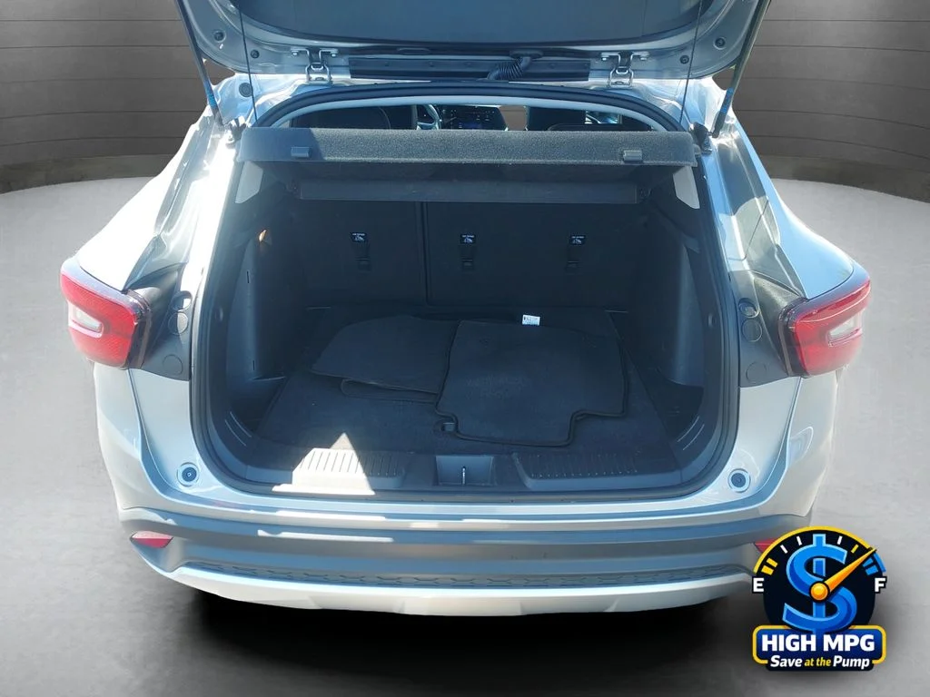 Used 2025 Gray Chevrolet LT image 21