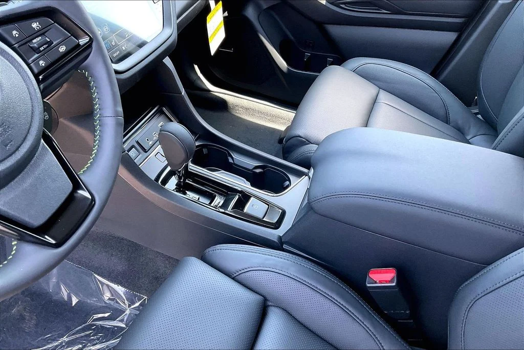 New 2026 CRYSTAL BLACK SILICA Subaru Onyx Edition Touring 7-Passenger image 9