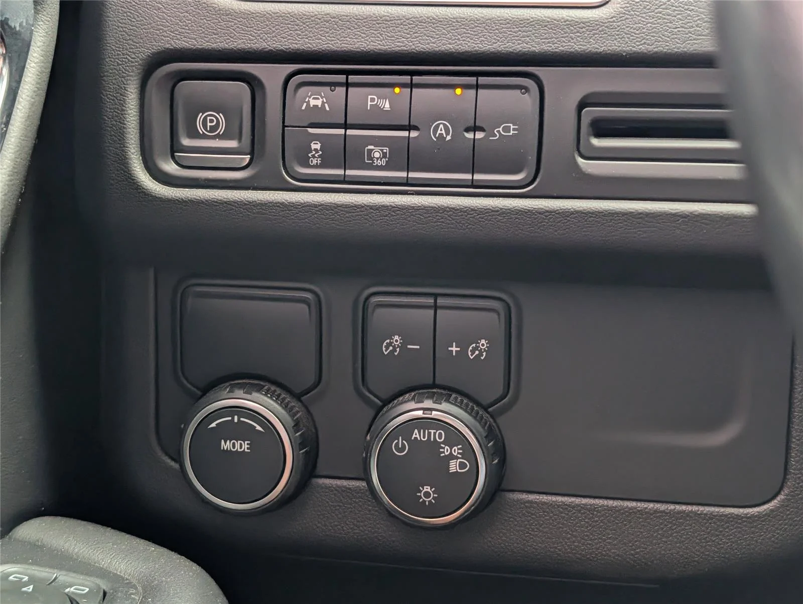 Used 2022 Dark Ash Metallic Chevrolet RST image 26
