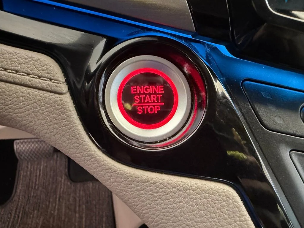 Used 2023 Red Honda Touring image 48