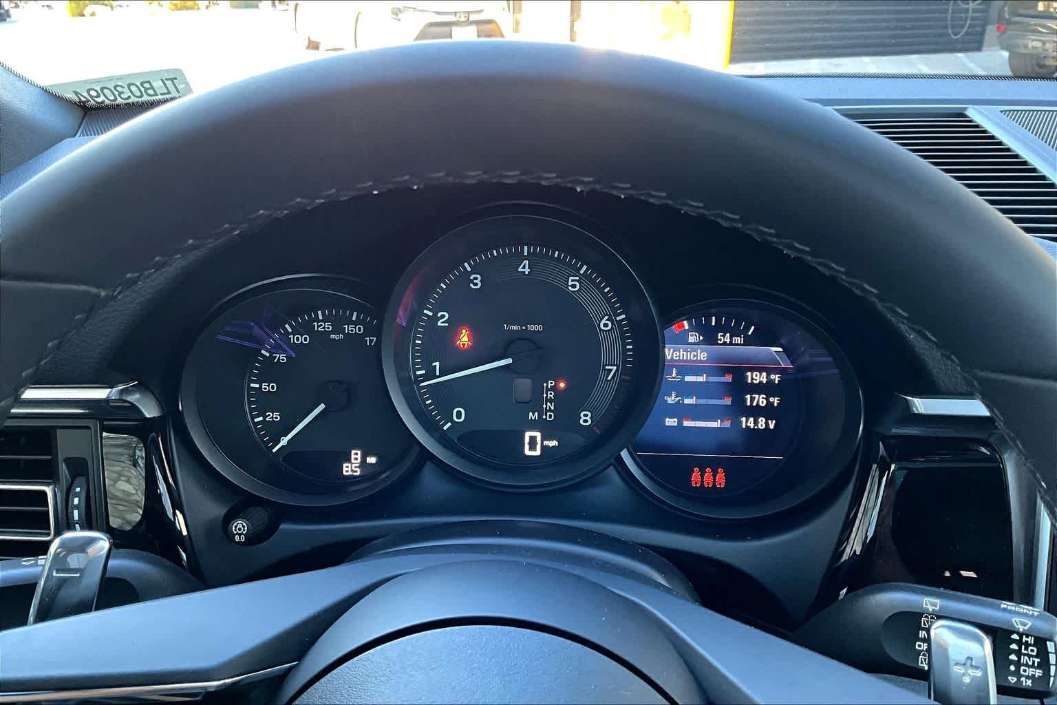 2026 Porsche Macan - Photo 25
