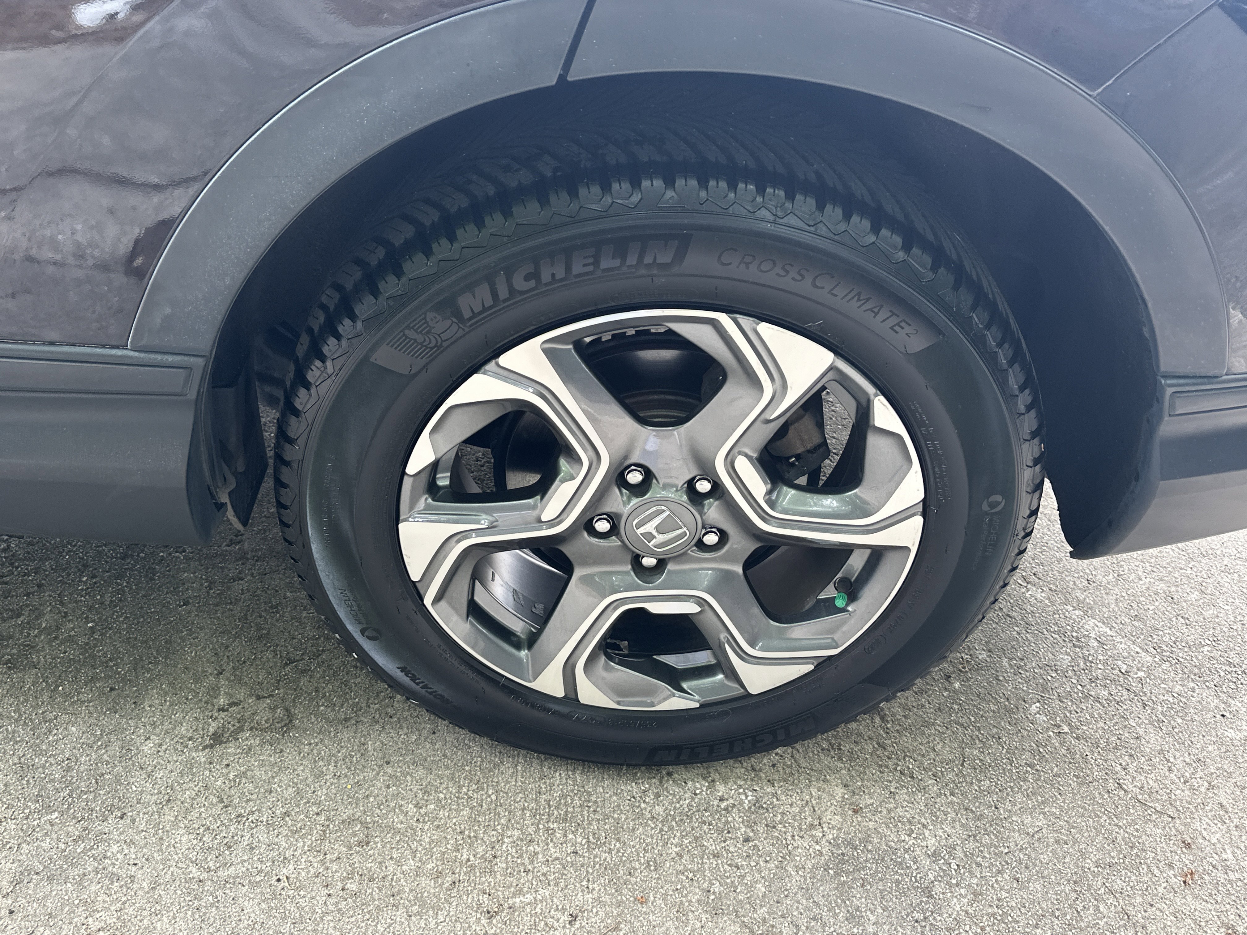Used 2019 Crystal Black Pearl Honda EX-L image 24