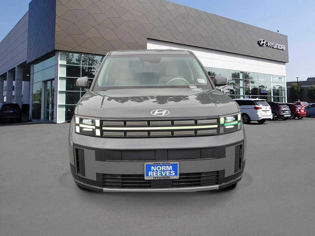 New 2026 Hampton Gray Hyundai SE image 4