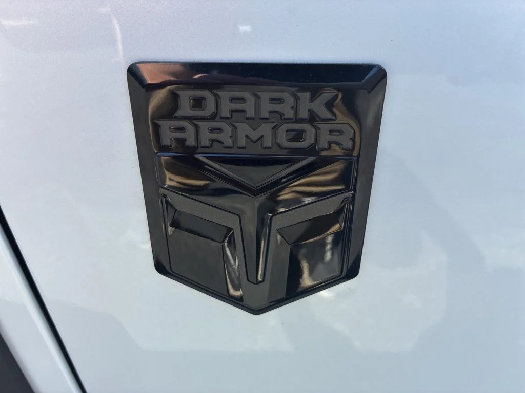 New 2026 Everest White Pearl TriCoat Nissan Dark Armor™ image 27