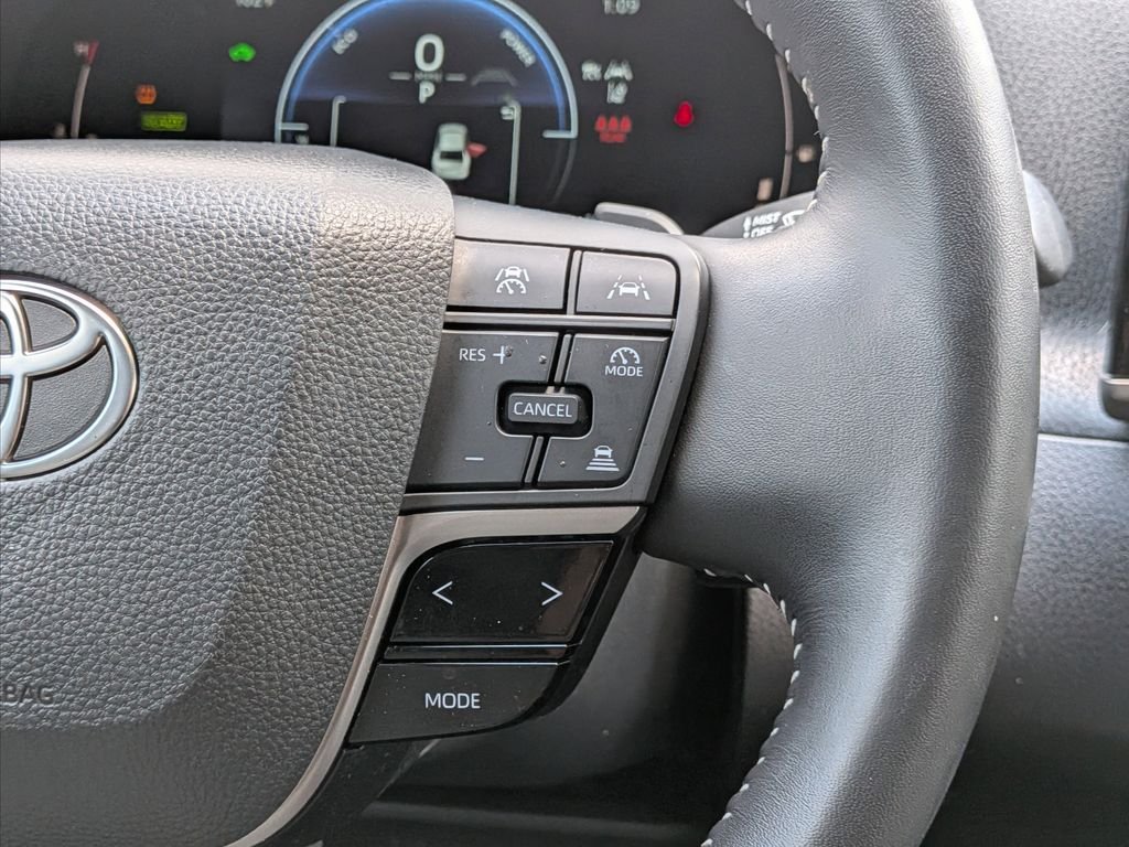 Certified Used 2025 White Toyota SE image 15