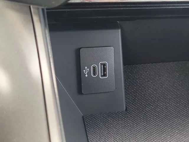 New 2026 Gray Metallic Ford Lariat image 27