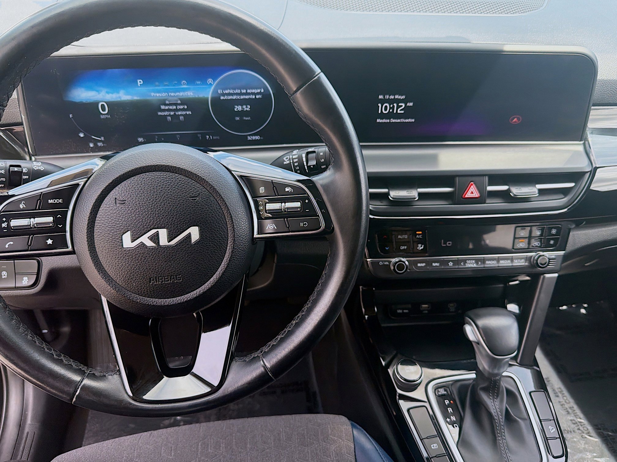 Used 2024 Fusion Black Kia S image 10
