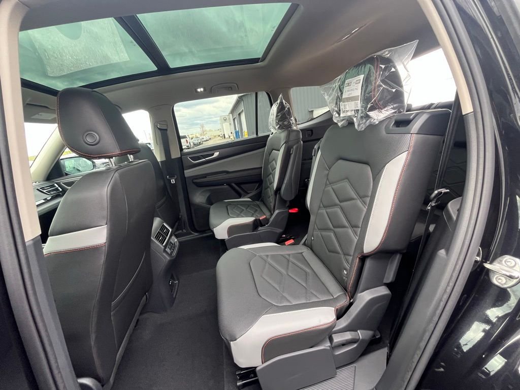 New 2026 Black Volkswagen 2.0T Peak Edition image 22