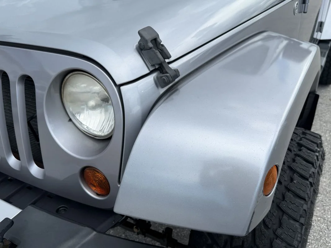 Used 2013  Jeep Sahara image 11