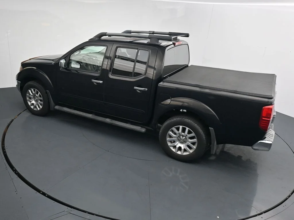 Used 2012 Black Nissan SL image 25