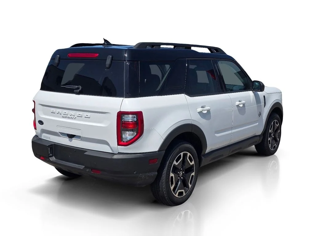 Used 2024 White Ford Outer Banks image 6