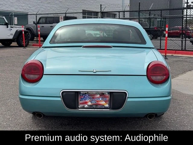 Used 2002 Green Ford Base image 4