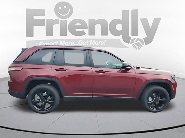 New 2025 Velvet Red Pearl-Coat Exterior Paint Jeep Limited image 6