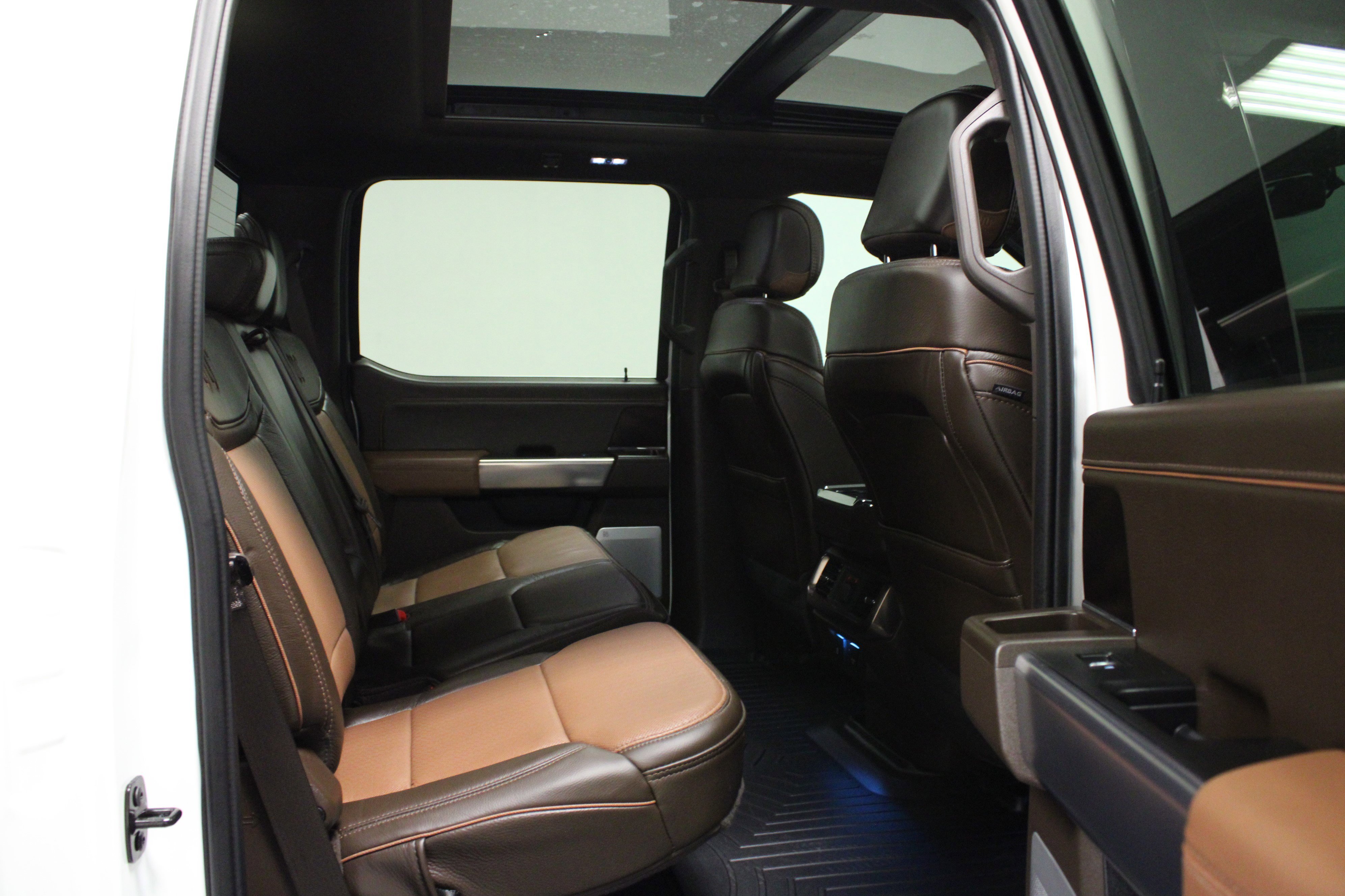 Used 2025 Star White Metallic Tri-Coat Ford King Ranch image 16
