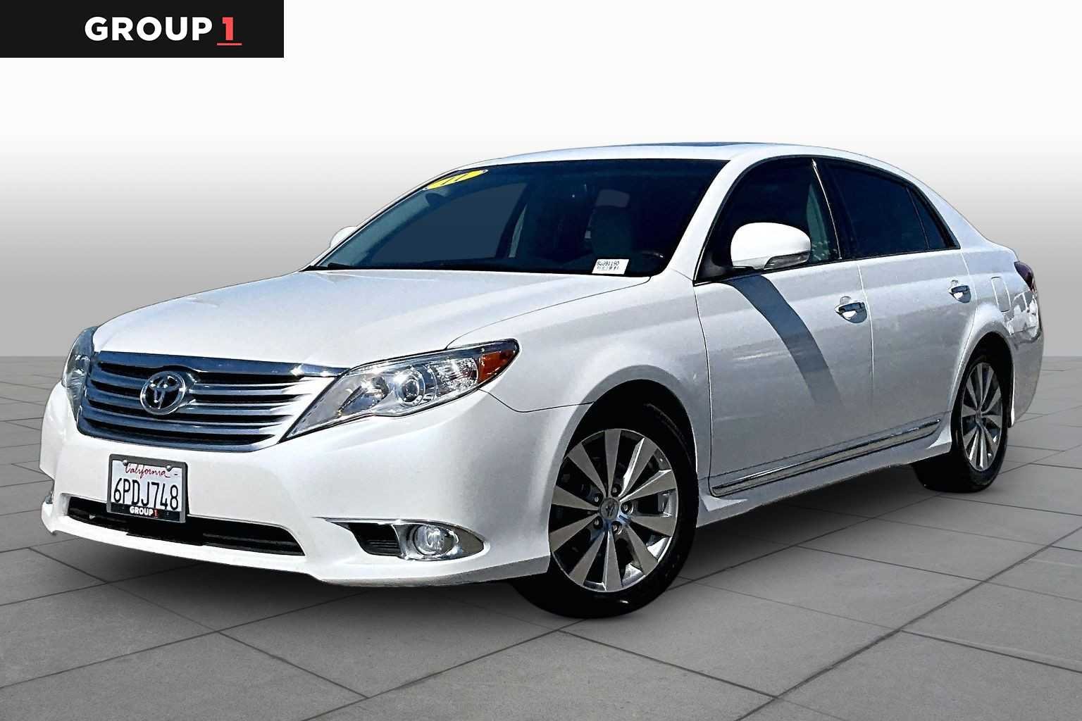 Pre-Owned 2011 Toyota Avalon Limited