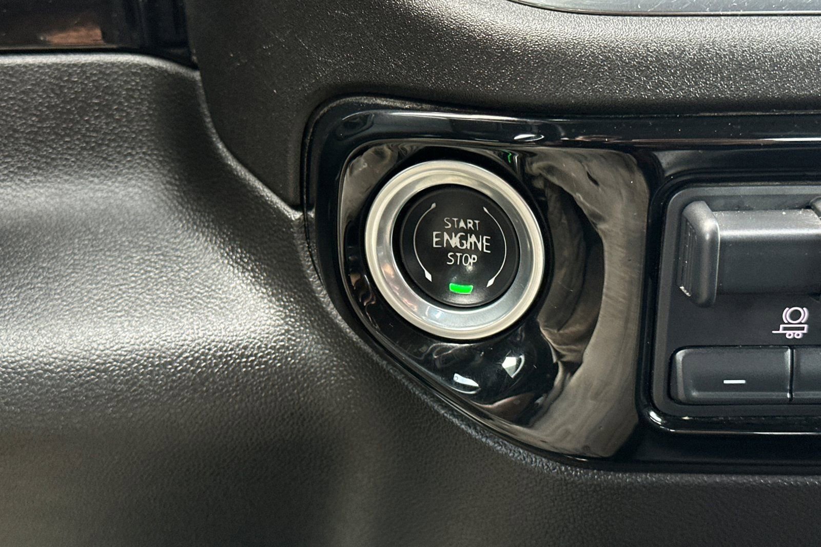 2024 Chevrolet Silverado 3500HD LT - Photo 29