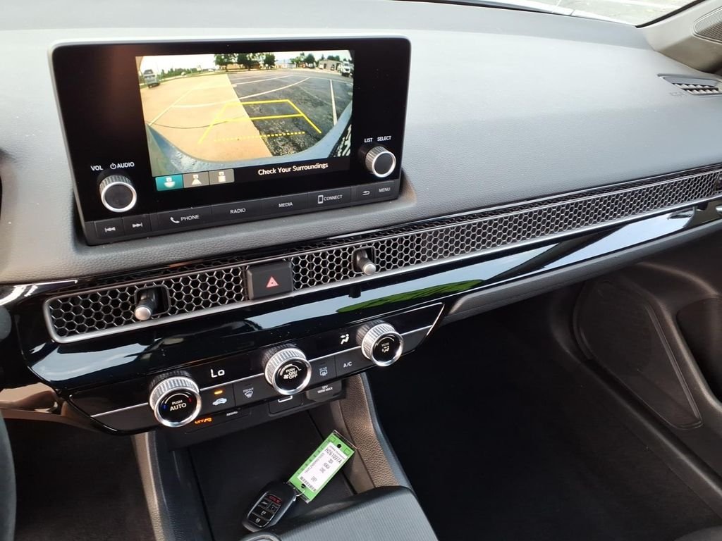 Used 2024 Sonic Gray Pearl Honda Sport image 5