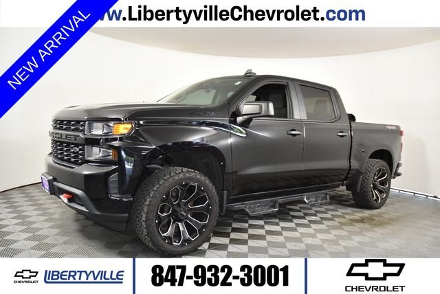 Used 2022 Black Chevrolet Custom image 1