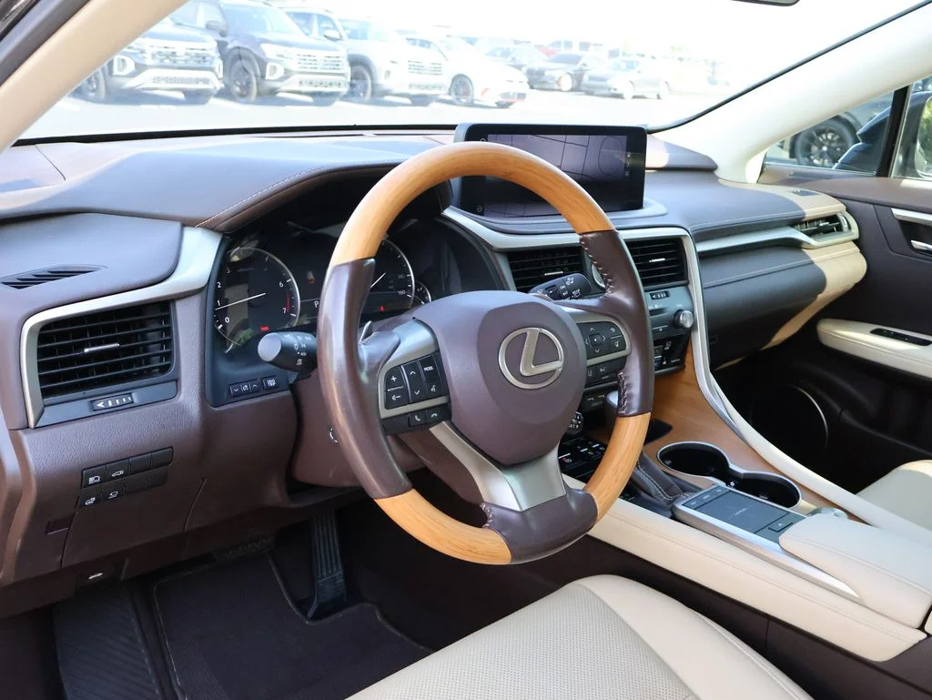 Used 2020 Black Lexus 350 image 18