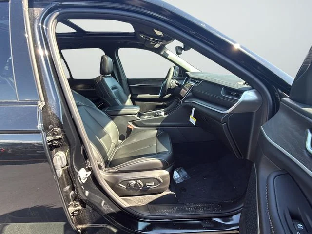 2025 Jeep Grand Cherokee Limited - Photo 12
