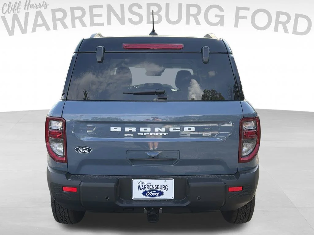 New 2026 Azure Gray Metallic Tri-Coat Ford Badlands® image 6