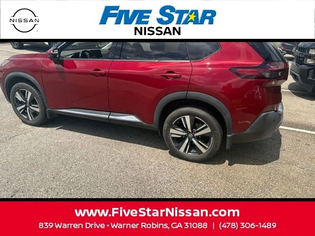Used 2021 Red Nissan SL image 14