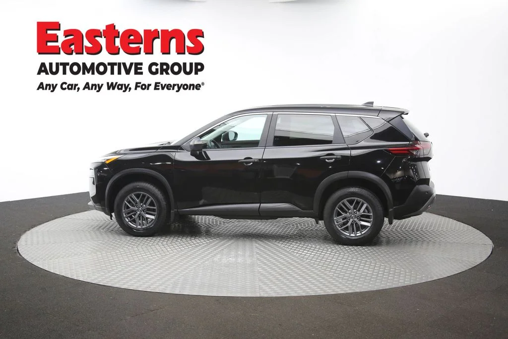 Used 2023 Black Nissan S image 61