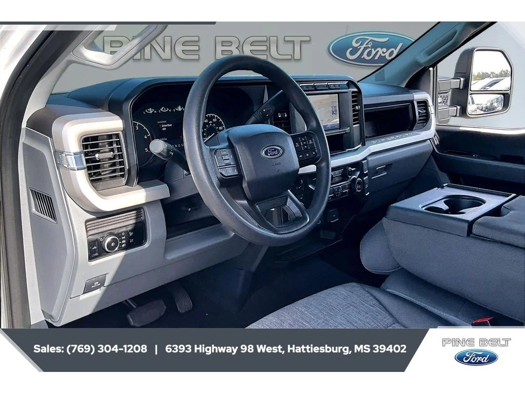 Used 2024 Oxford White Ford XL image 13