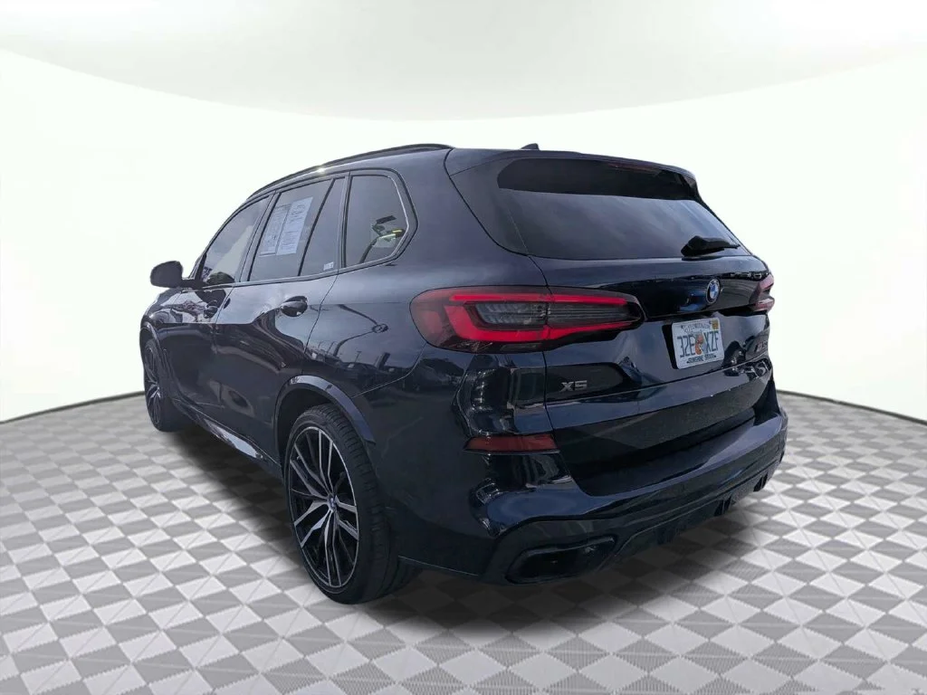 Used 2021 Blue BMW M50i image 5