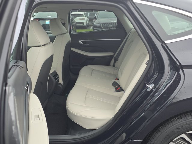 New 2025 Blue Hyundai Limited image 22