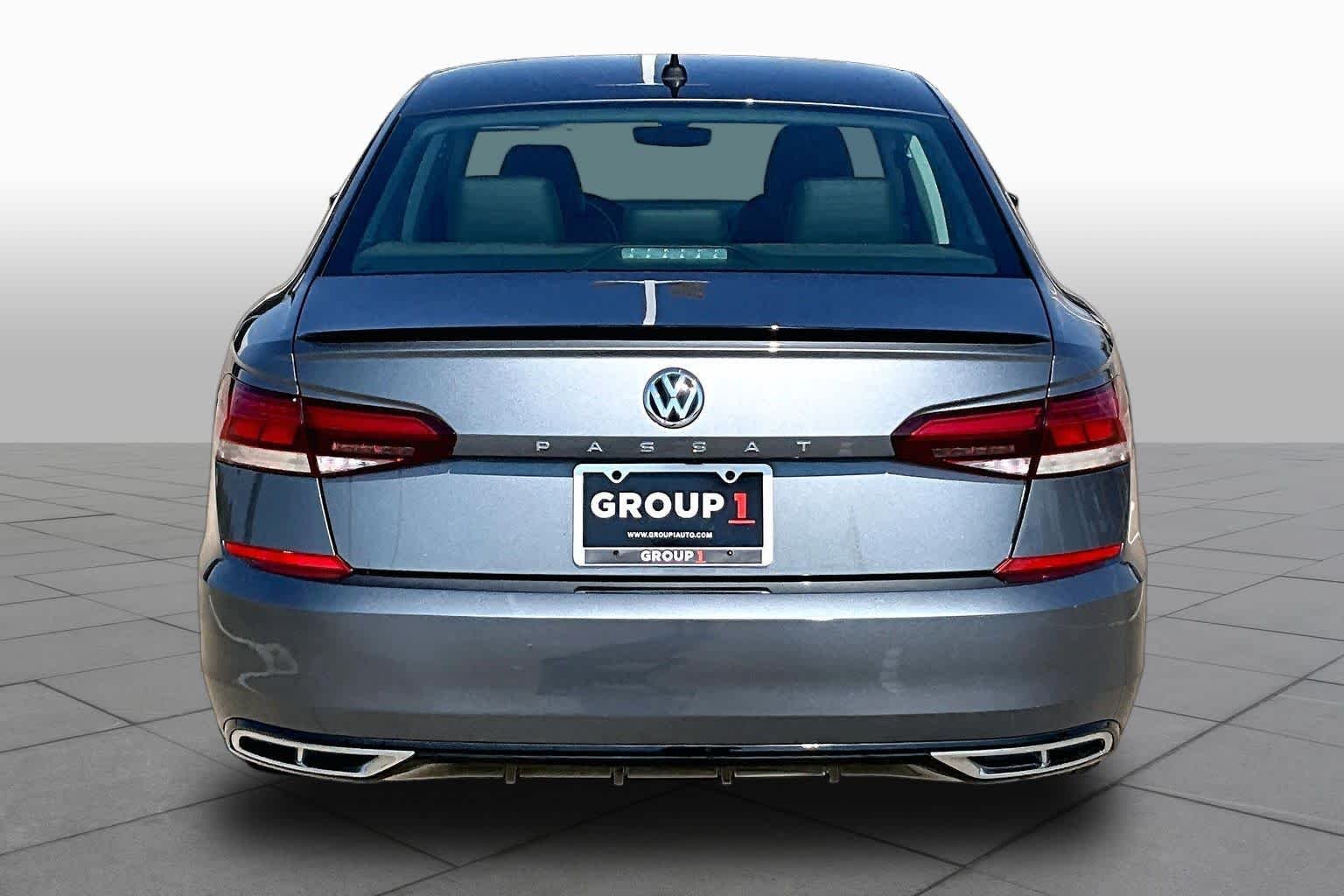 Used 2020 Platinum Gray Metallic Volkswagen 2.0T R-Line image 5