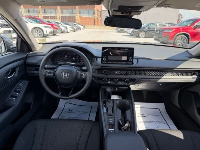 Used 2025 Gray Honda LX image 20