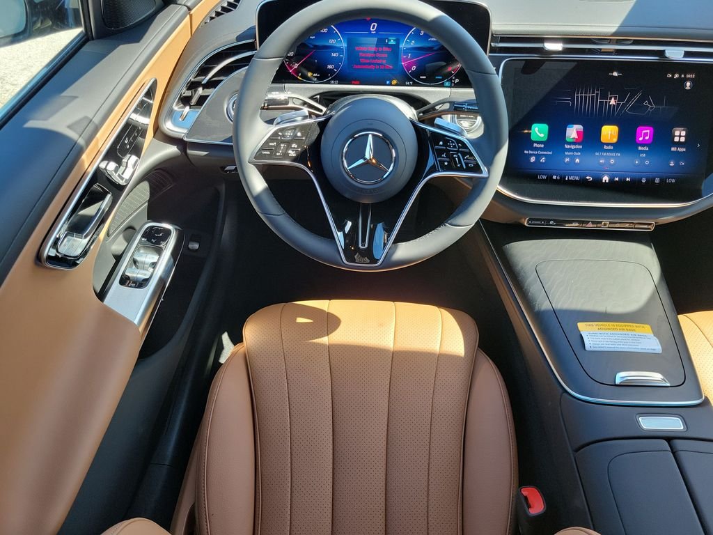 New 2027 MANUFAKTUR Alpine Grey Mercedes-Benz E 450 image 13