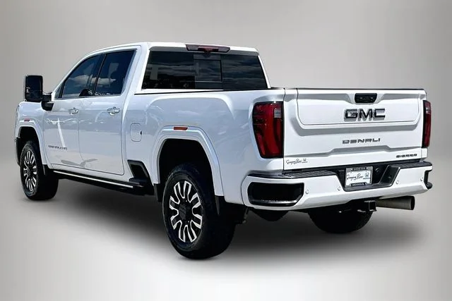 Used 2024 White GMC Denali Ultimate image 4