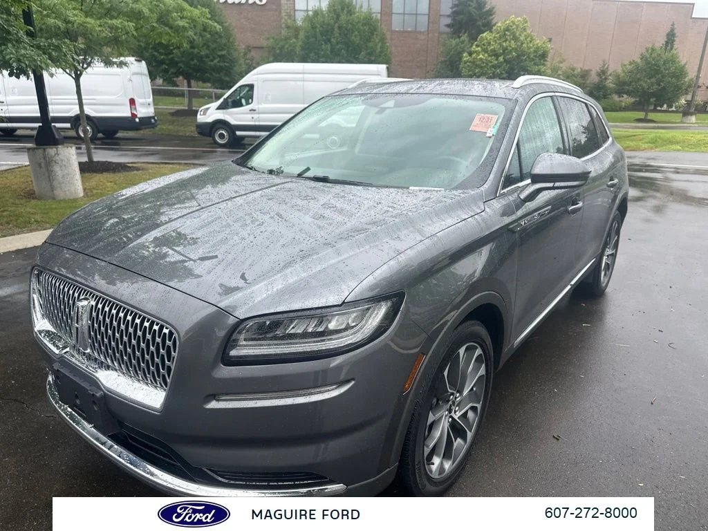 Used 2023 Gray Lincoln Reserve image 10
