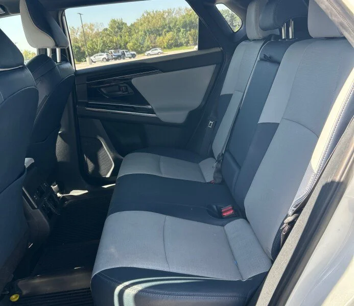 Used 2023 White Subaru Touring image 30