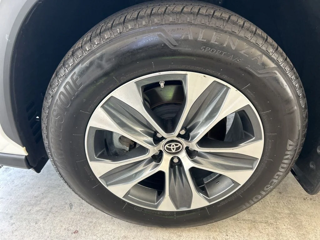 Used 2024 Beige Toyota XLE image 19