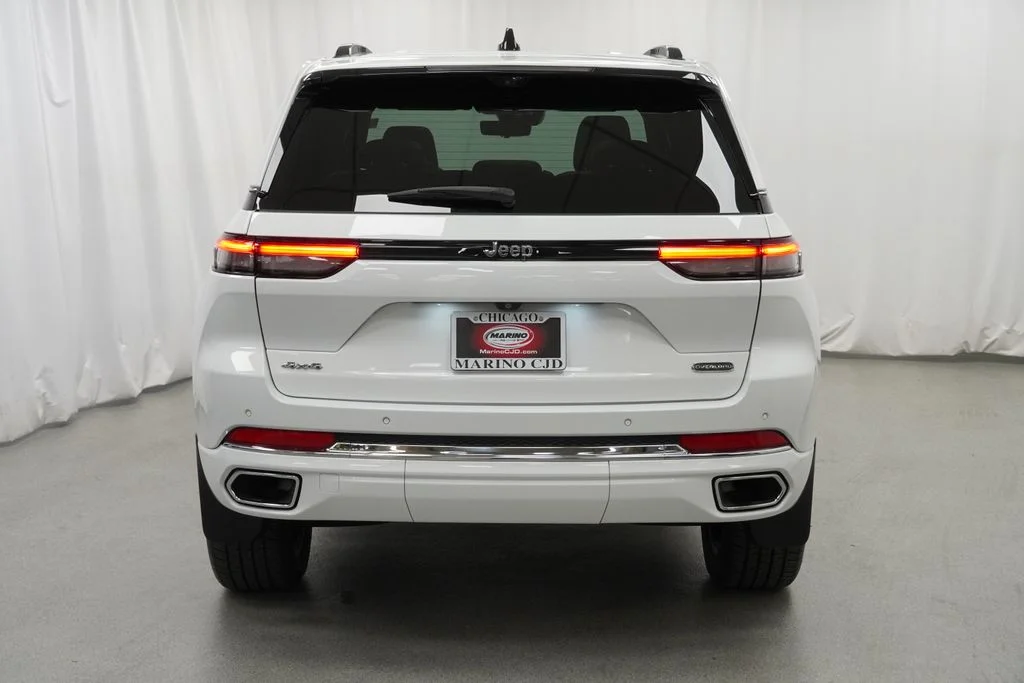 Certified Used 2023 White Jeep Overland image 11
