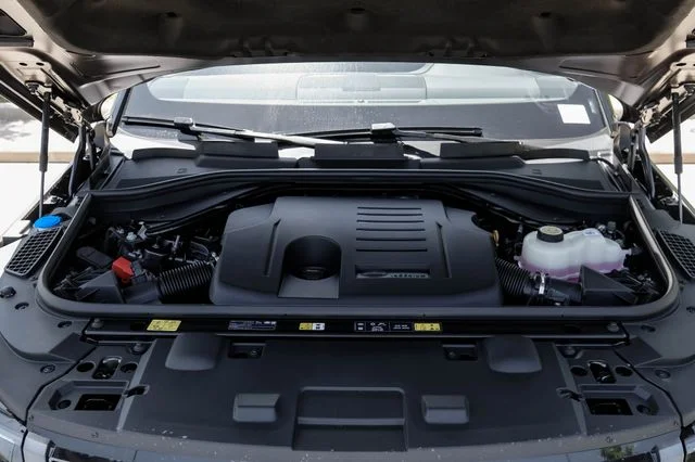 New 2026  Land Rover SE image 66