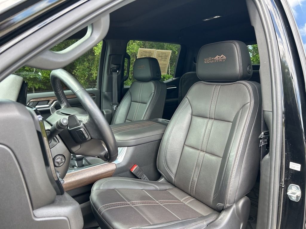 Used 2023 Black Chevrolet High Country image 21