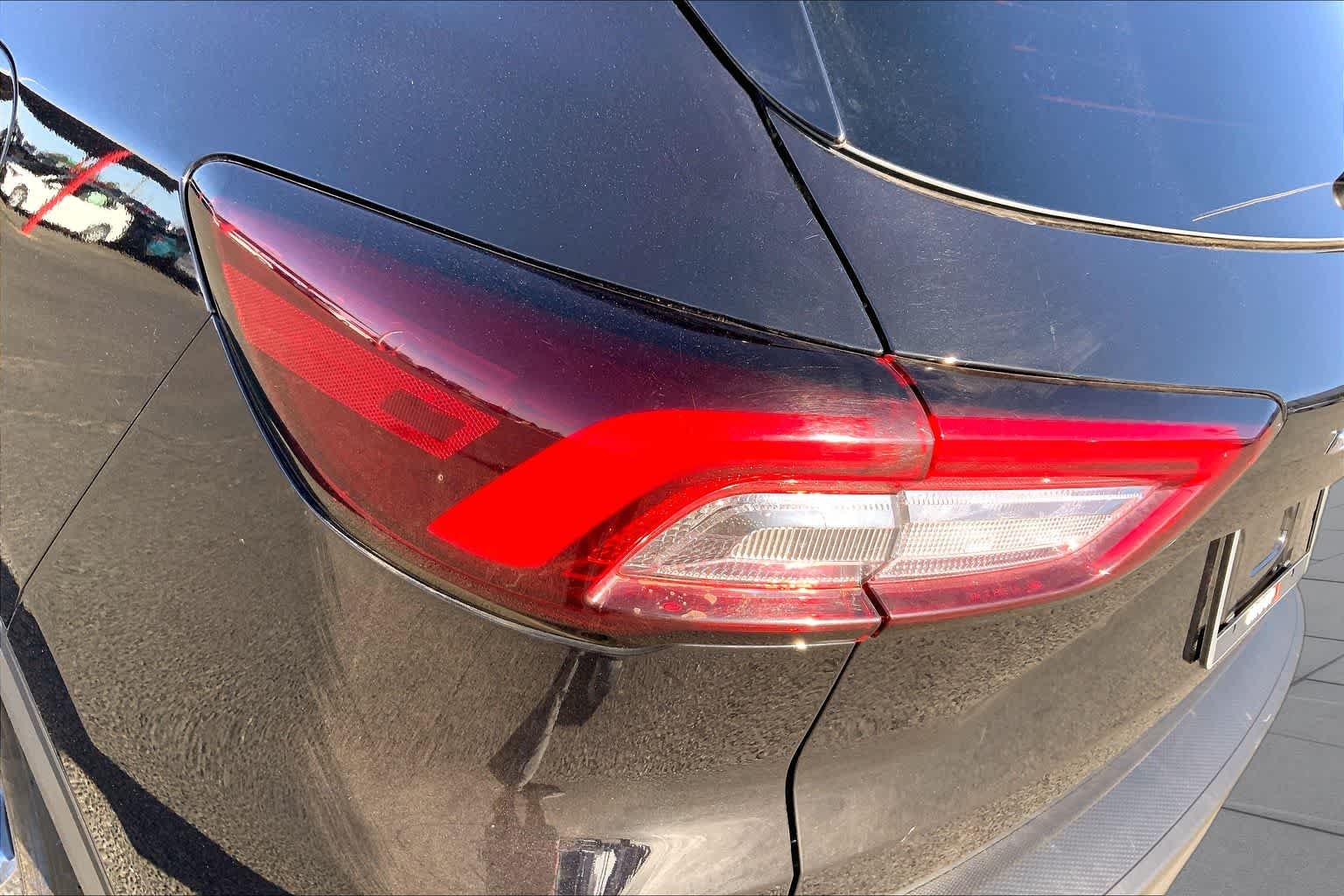 Used 2025 Agate Black Metallic Ford ST-Line image 29