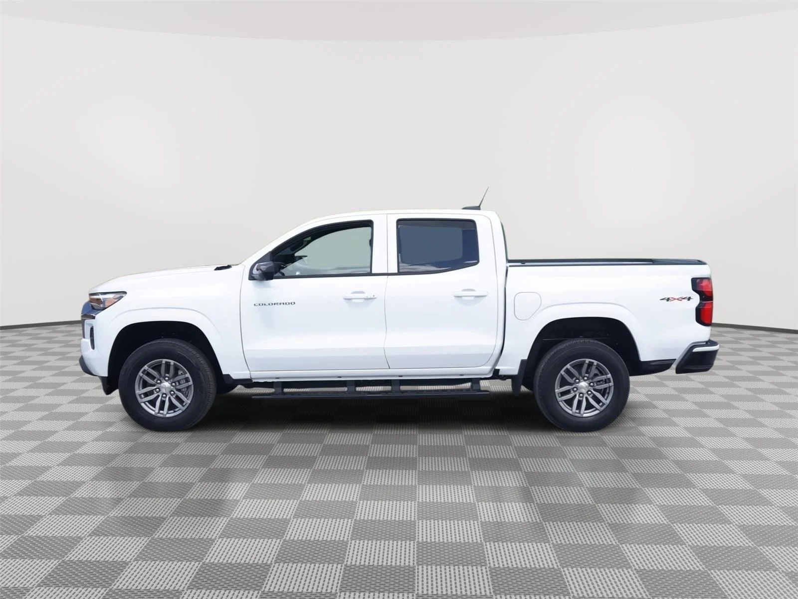 2026 Chevrolet Colorado LT - Photo 7