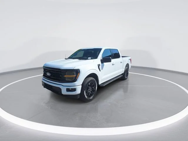 Used 2025 White Ford XLT image 4
