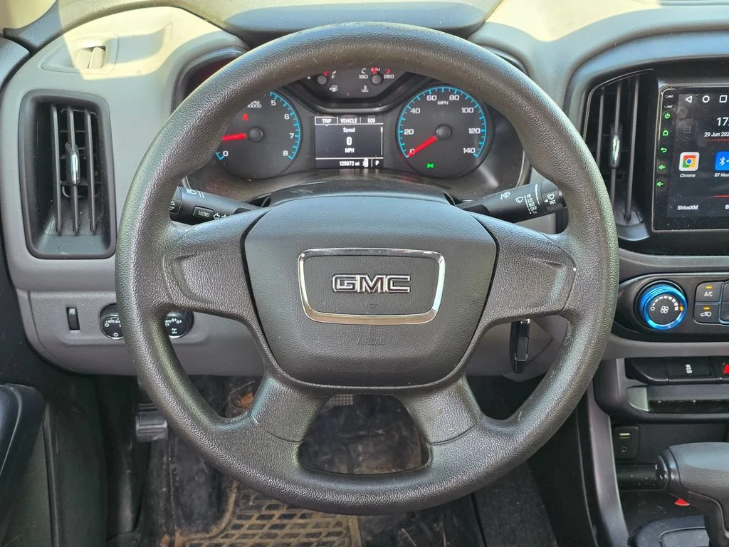 Certified Used 2017 ONYX BLACK GMC 4WD image 6