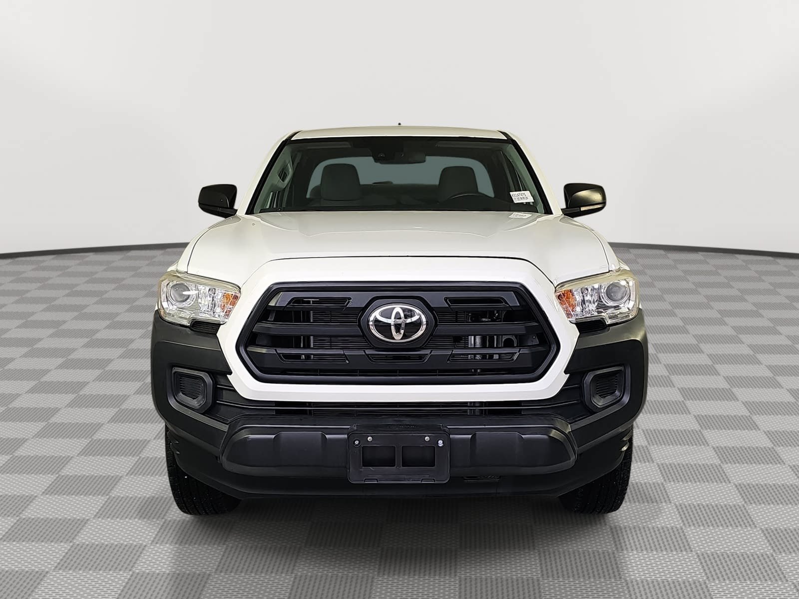 Used 2019 White Toyota SR image 3