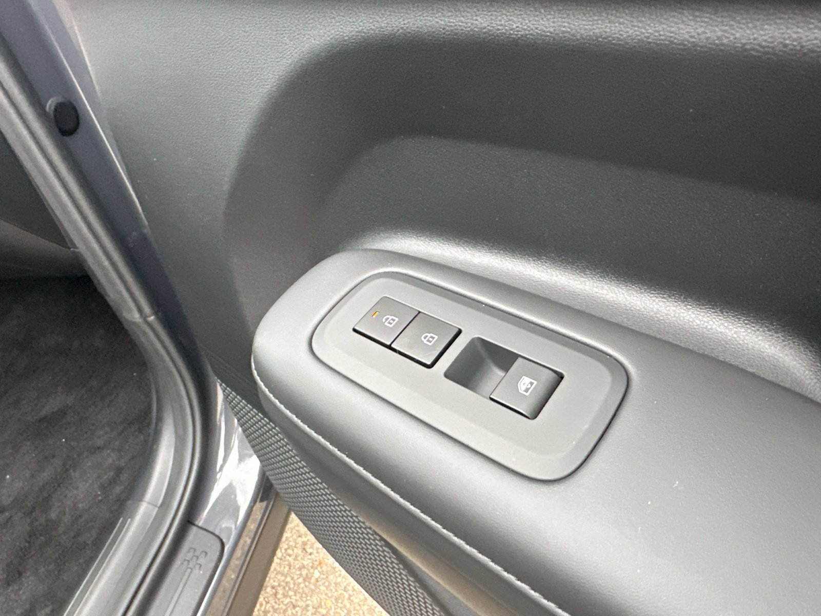 New 2027 Gray Hyundai SEL image 36