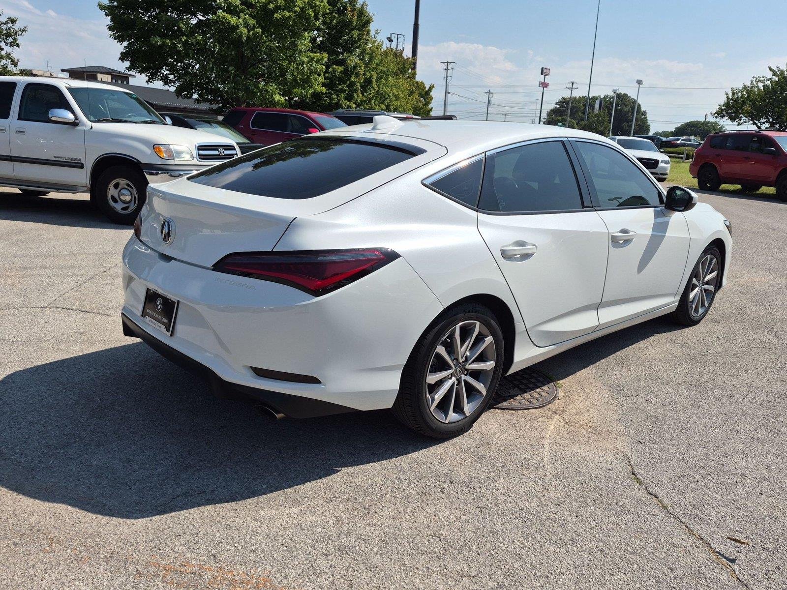 Used 2024 Platinum White Pearl Acura BASE image 5