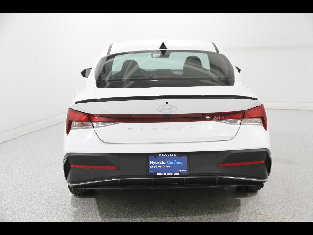 Used 2025 Serenity White Pearl Hyundai SEL Sport image 18
